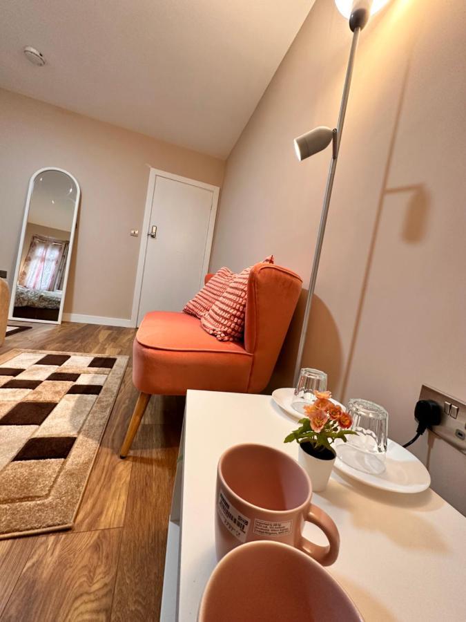 Canary Wharf Single Double And En-Suite Rooms London Eksteriør billede