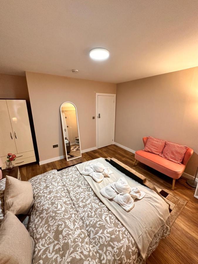 Canary Wharf Single Double And En-Suite Rooms London Eksteriør billede