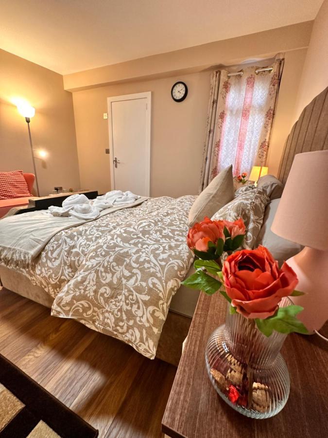 Canary Wharf Single Double And En-Suite Rooms London Eksteriør billede