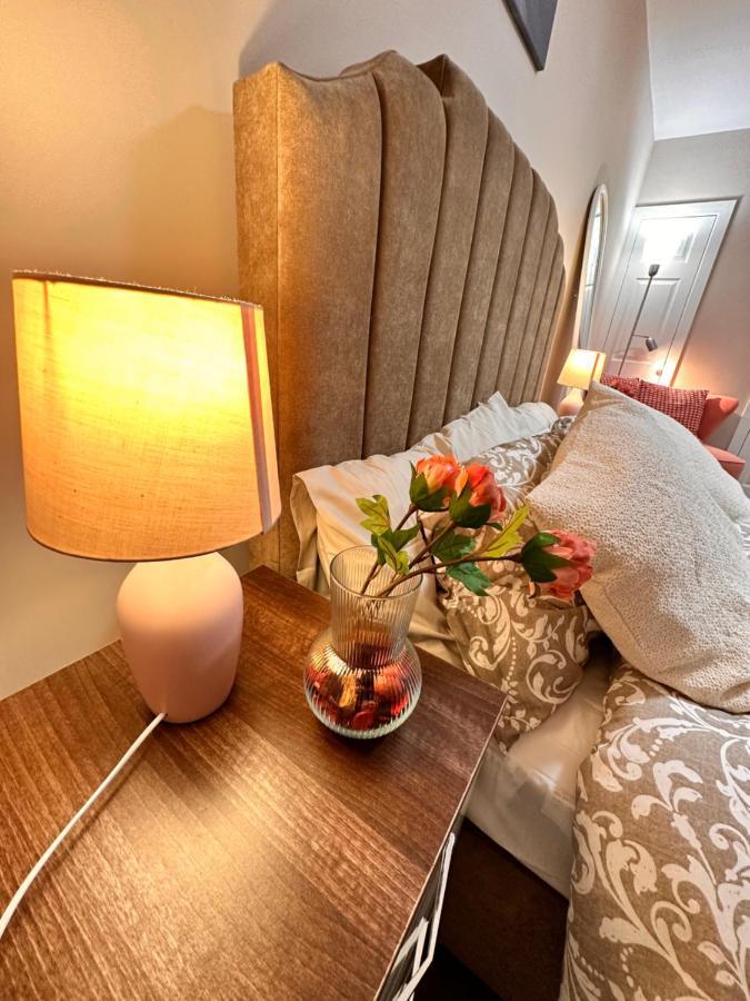 Canary Wharf Single Double And En-Suite Rooms London Eksteriør billede