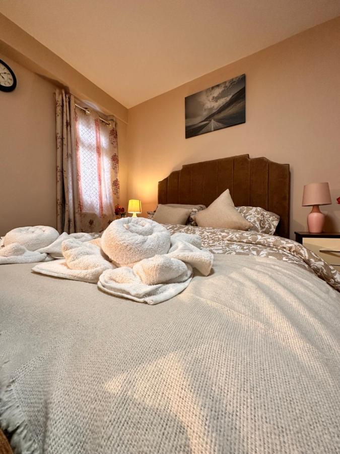 Canary Wharf Single Double And En-Suite Rooms London Eksteriør billede