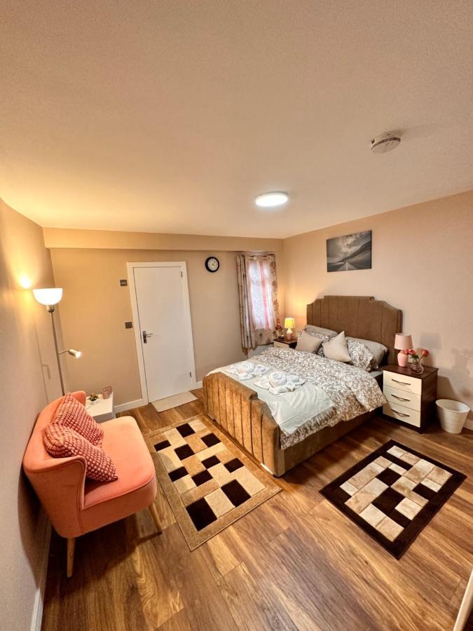 Canary Wharf Single Double And En-Suite Rooms London Eksteriør billede